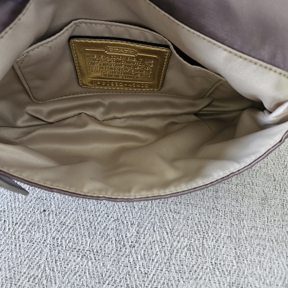 Coach clutch - Picture 7 of 8